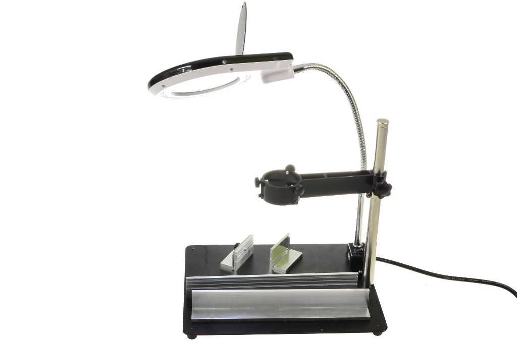 Stacja lutownicza WEP 992D+ FAN z platform± naprawcz± +uchwyt HOTAIR +lupa z lamp± LED